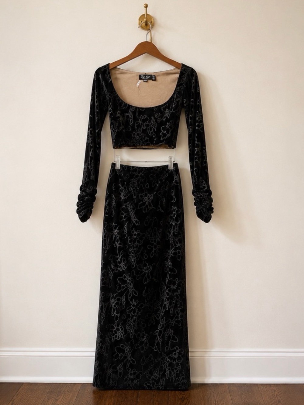 Tiger Mist Addison Black Velvet Two-Piece Maxi Set XXS